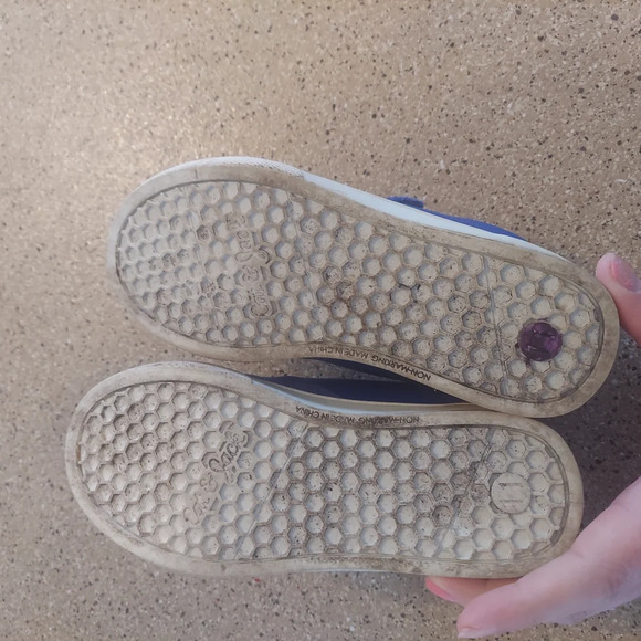 Cat and Jack Royal Blue Target Toddler shoes - Picture 5 of 9